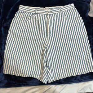 Vintage Espirit High waisted striped shorts size 42